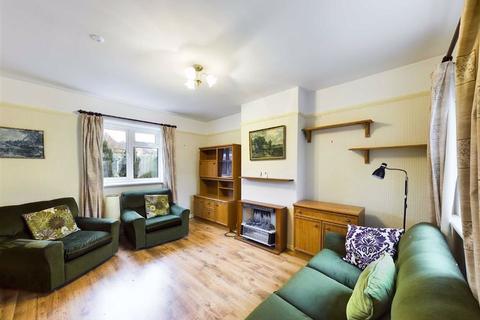 10 Byron Road, Cheltenham, GL51 7HD