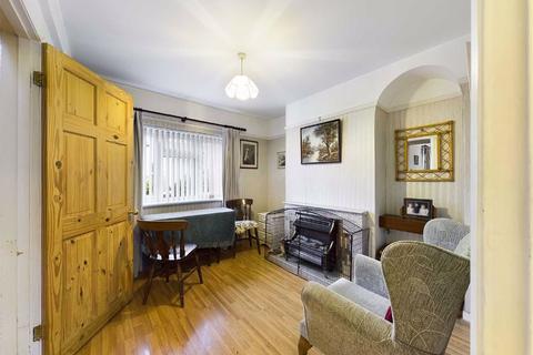 10 Byron Road, Cheltenham, GL51 7HD