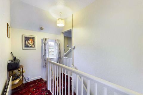 10 Byron Road, Cheltenham, GL51 7HD