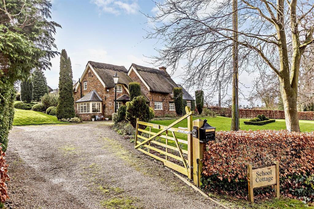 London End, Priors Hardwick, Southam... 4 bed cottage £1,000,000