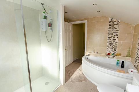 31 Hull Road, Withernsea, HU19 2DY