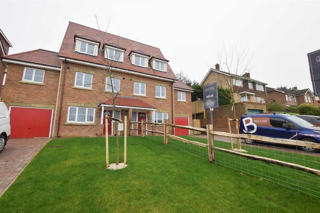 Fern Road, St. LeonardsOnSea 5 bed semidetached house £475,000