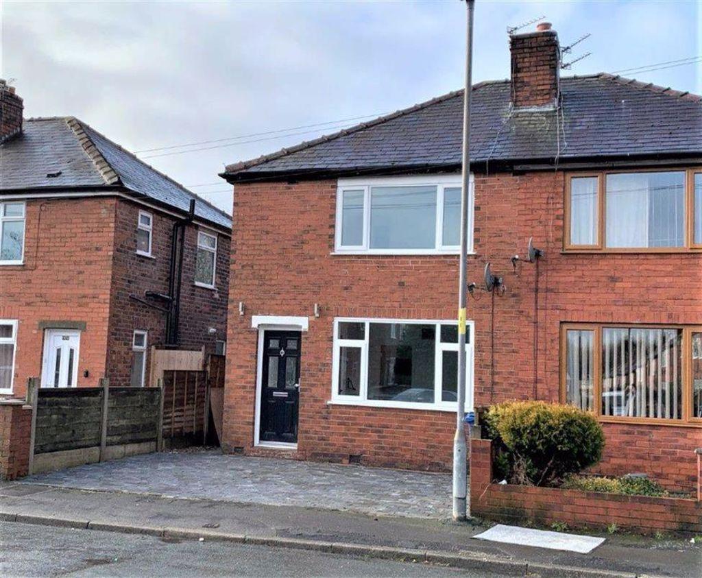 Ena Crescent, Leigh 2 bed semidetached house £124,950