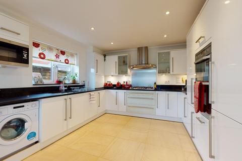 20 Corbett Road, Hawkinge, Folkestone, CT18 7SP