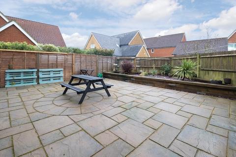 20 Corbett Road, Hawkinge, Folkestone, CT18 7SP