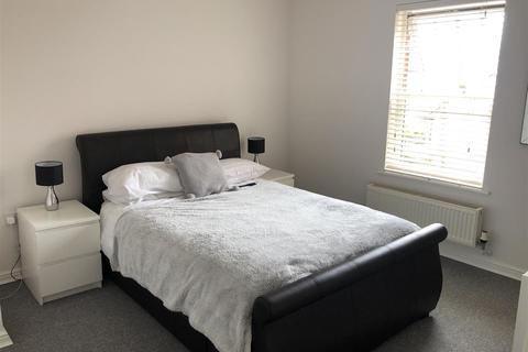 143 Wake Way, Grange Park, Northampton, NN4 5BG