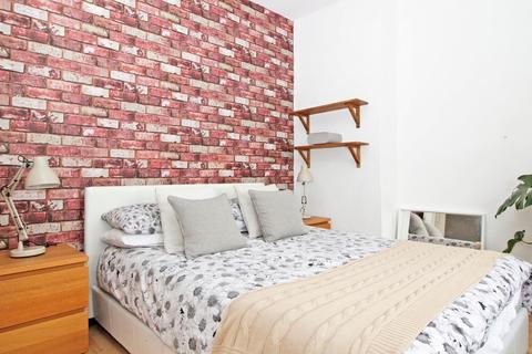 6 Woodbank Road, Bromley, BR1 5HH