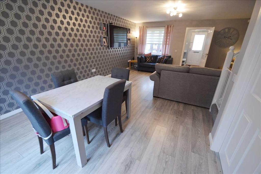 Guernsey Place, Hamilton 3 bed detached house £239,995