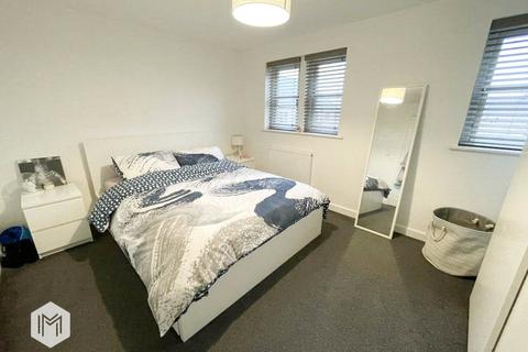 8 Weavers Fold, Lees, Oldham, OL4 3FQ