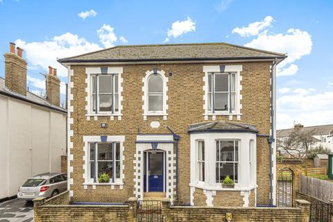 14 Bellevue Road, Kingston Upon Thames, KT1 2UD