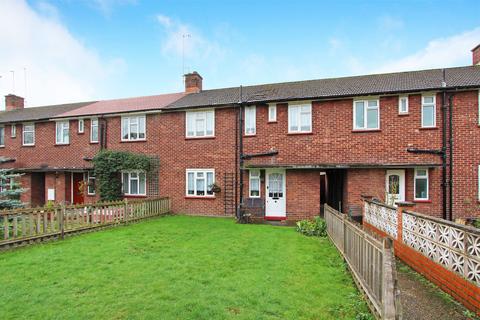 12 Willow Close, Brentford, TW8 8DE
