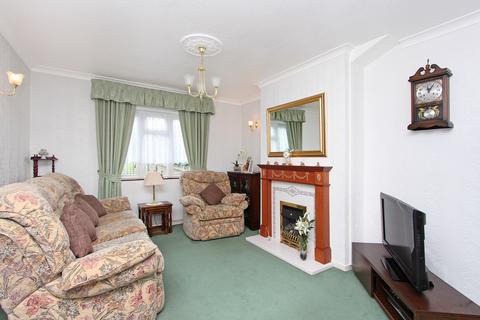 12 Willow Close, Brentford, TW8 8DE