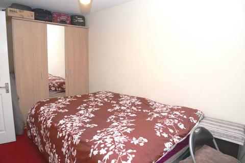 66 Allenby Road, London, SE28 0BN
