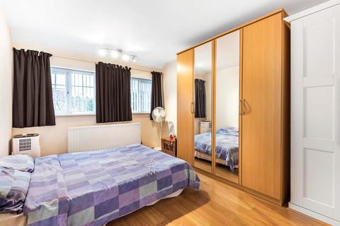 177 Orchard Way, Beckenham, BR3 3EJ