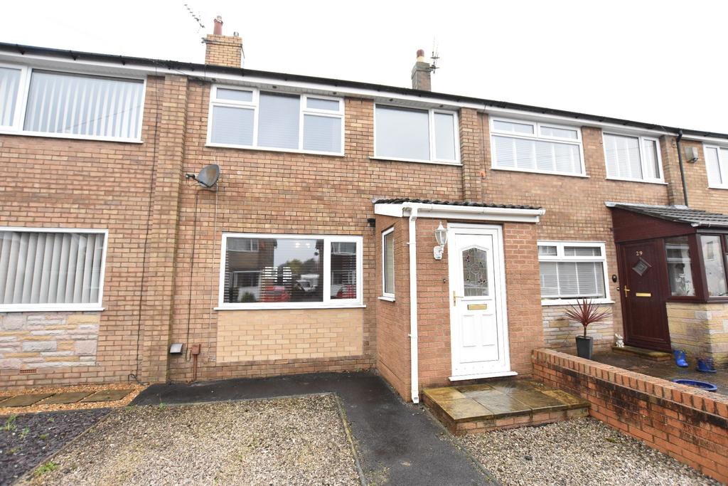 Wyndene Grove, Freckleton, PR4 3 bed terraced house £700 pcm (£162 pw)