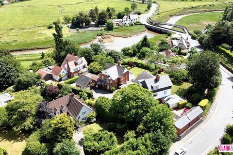 undefined, Elm Grove Road, Topsham