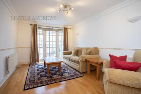 3 Watermans Mews, London, W5 3TD