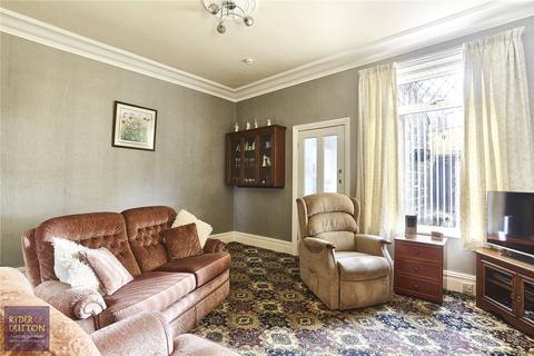 3 Carrs Road, Marsden, Huddersfield, HD7 6JE