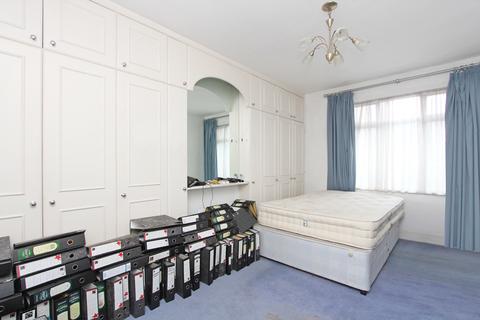 32 Grange Road, London, W5 5BX