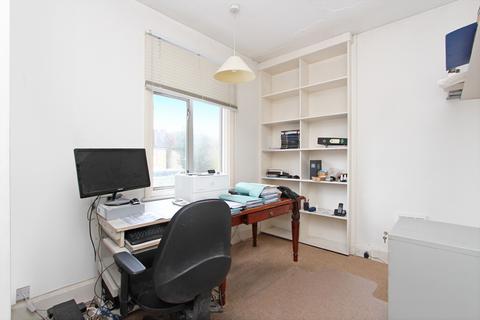 32 Grange Road, London, W5 5BX