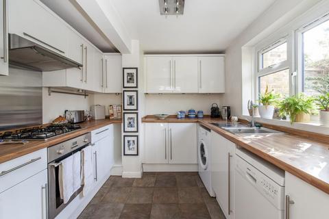 43b Windsor Road, Teddington, TW11 0SG
