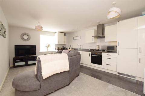 69 Ellis Road, Broadbridge Heath, Horsham, RH12 3GH