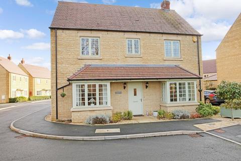 1 Bluebell Close, Moreton-in-marsh, GL56 9PW