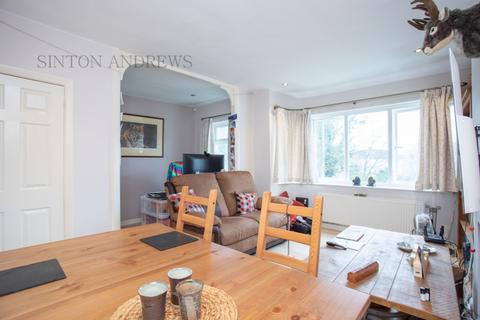 9 Grafton Close, London, W13 0JL
