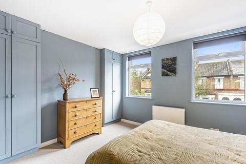 88 Watcombe Road, London, SE25 4UZ