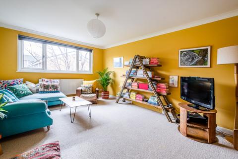 4 Morpeth Grove, London, E9 7LE