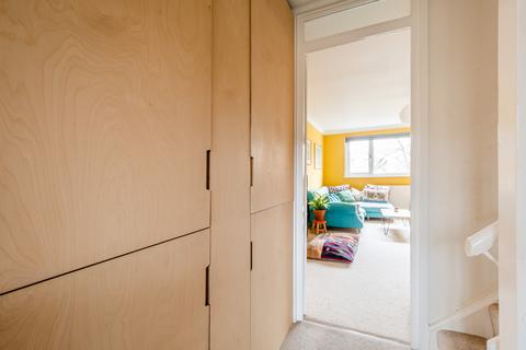 4 Morpeth Grove, London, E9 7LE