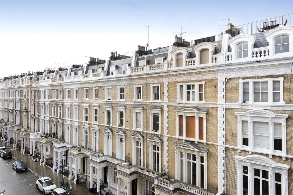 Clanricarde Gardens, London, W2 2 bed flat - £925,000