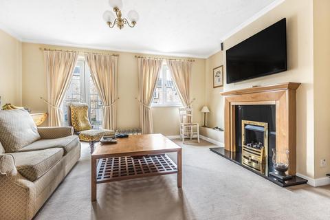 19 Boyd Close, Kingston Upon Thames, KT2 7RL