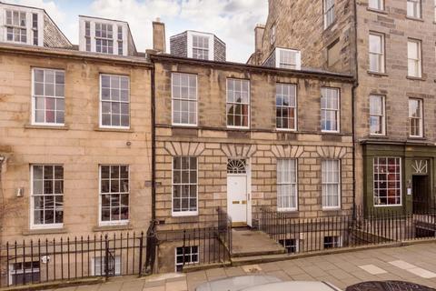 1 bedroom flat to rent, Albany Street, New Town, Edinburgh, EH1