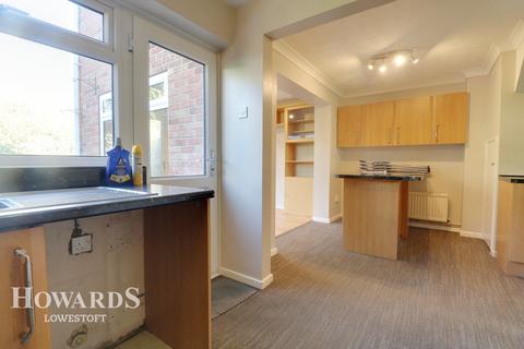 17 Blackberry Way, Lowestoft, NR32 3HF
