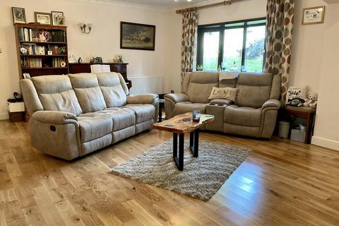 135 Brecon Road, Ystradgynlais, Swansea, SA9 1QL