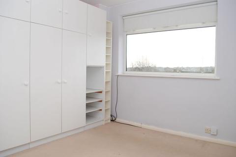 6 Cottage Close, Northampton, NN2 8QN