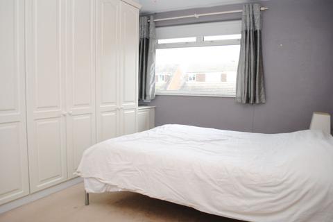 6 Cottage Close, Northampton, NN2 8QN