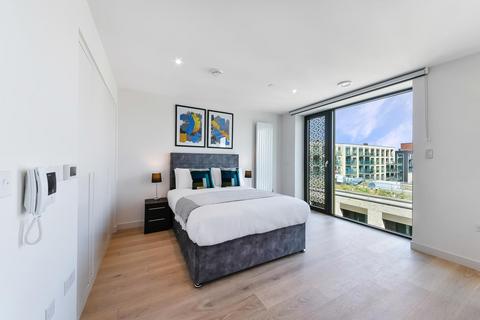 Studio to rent, John Cabot House, Royal Wharf, London, E16