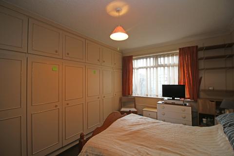 77 Aintree Road, Thornton-cleveleys, FY5 5HW