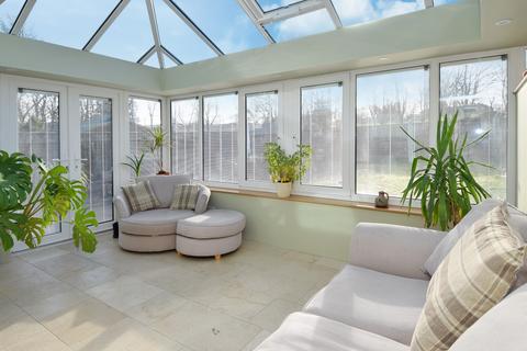 28 Cadnam Crescent, Amesbury, Salisbury, SP4 7LD
