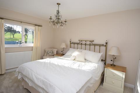 28 Cadnam Crescent, Amesbury, Salisbury, SP4 7LD