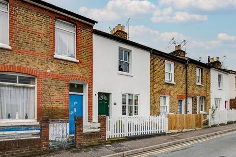 34 Princes Road, Richmond, TW10 6DH