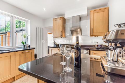 52 Copse Avenue, West Wickham, BR4 9NR