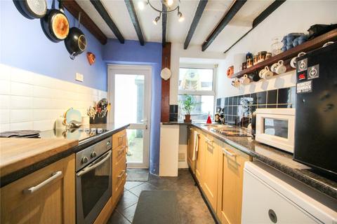 8 Albert Court, Ilfracombe, EX34 9EB