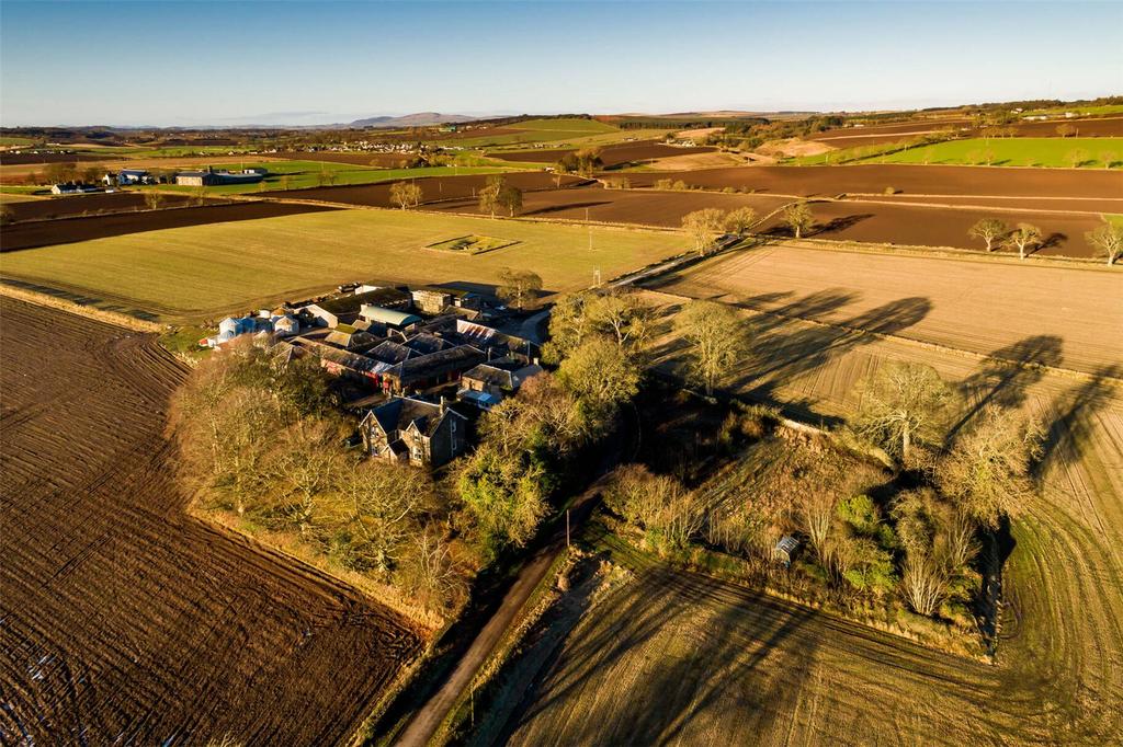 Carlungie Farm