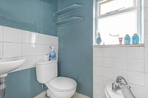 28a Morval Road, London, SW2 1DQ