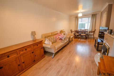 118 Haslam Crescent, Sheffield, S8 7GS