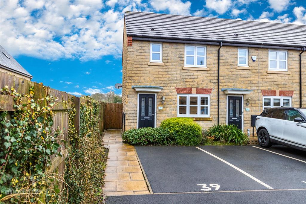 Henry Place, Clitheroe, Lancashire, BB7 2 bed end of terrace house £
