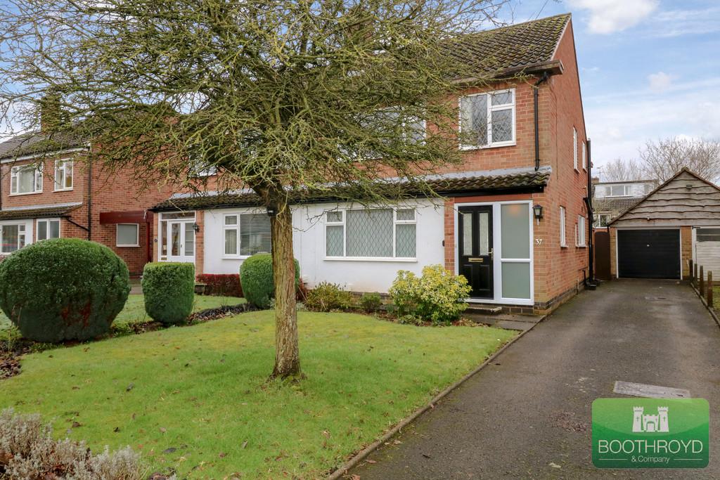 Blackthorn Road, Kenilworth 3 bed semidetached house £399,950